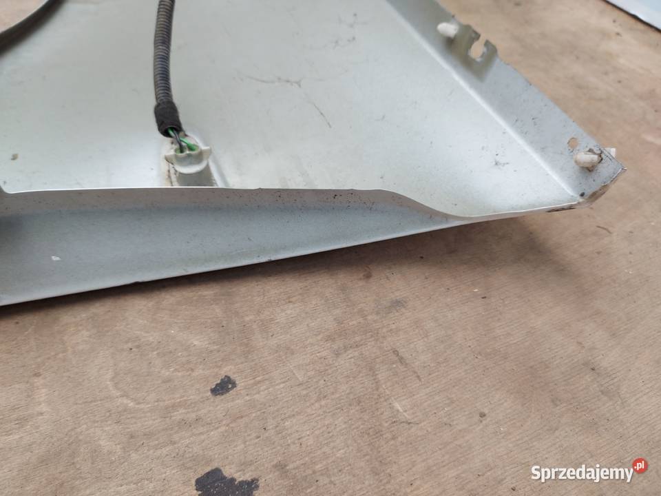 OPEL ZAFIRA TOURER C 13r błotnik prawy przód 140 osobowe Kielce