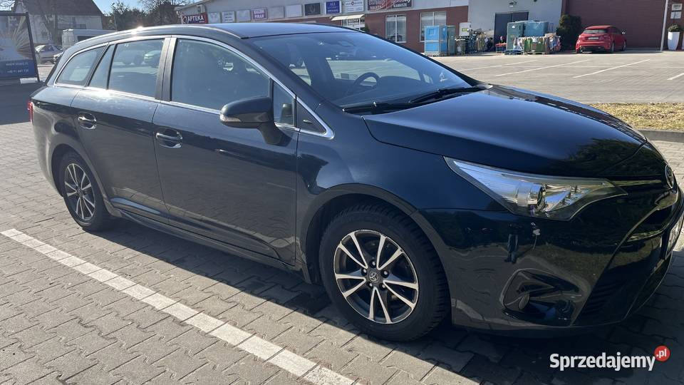 Piękna Toyota Avensis 2017 combi Automat zachodniopomorskie Szczecin