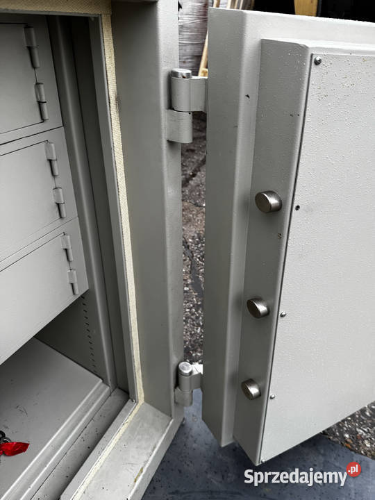 solidny sejf ognioodporny na 2 zamki kasa Prochowice