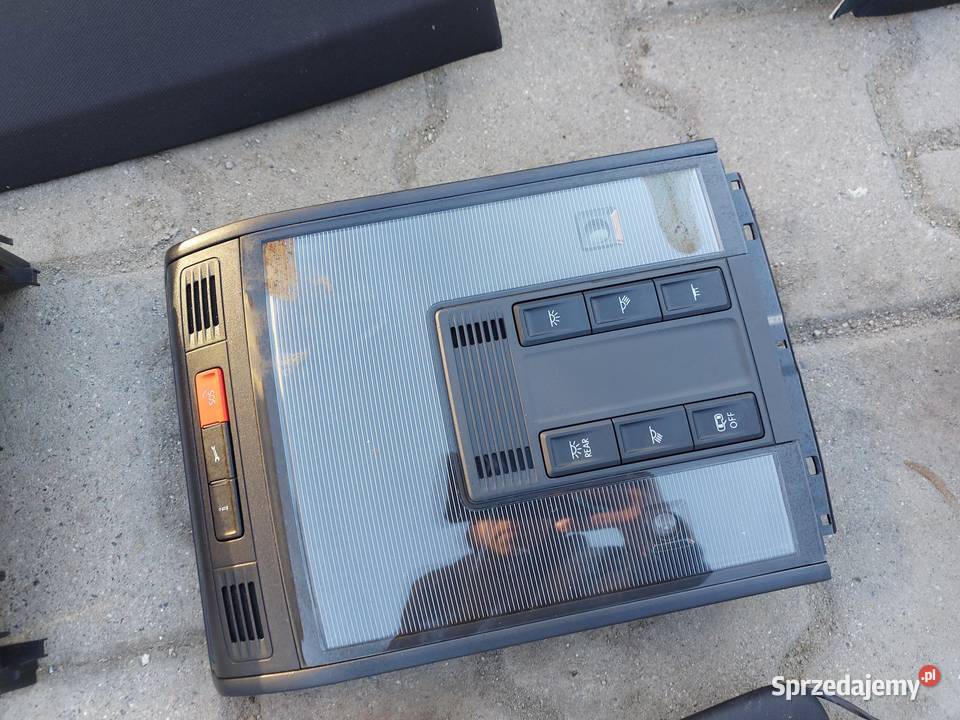 VW Arteon 3G8 2018r PODSUFITKA PLASTIKI KPL