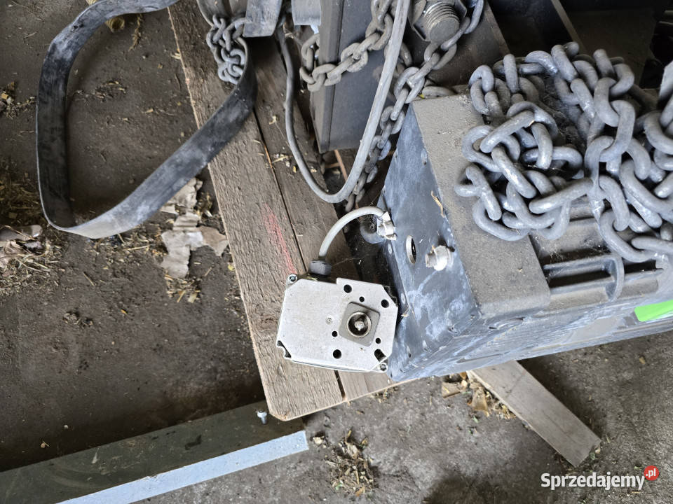 Wciągarka warsztatowa do suwnicy podwójna STAHL Leśnictwo