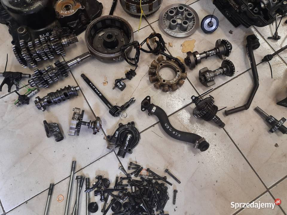 Kawasaki KLR 250 silnik części cylinder wał Jelenia Góra