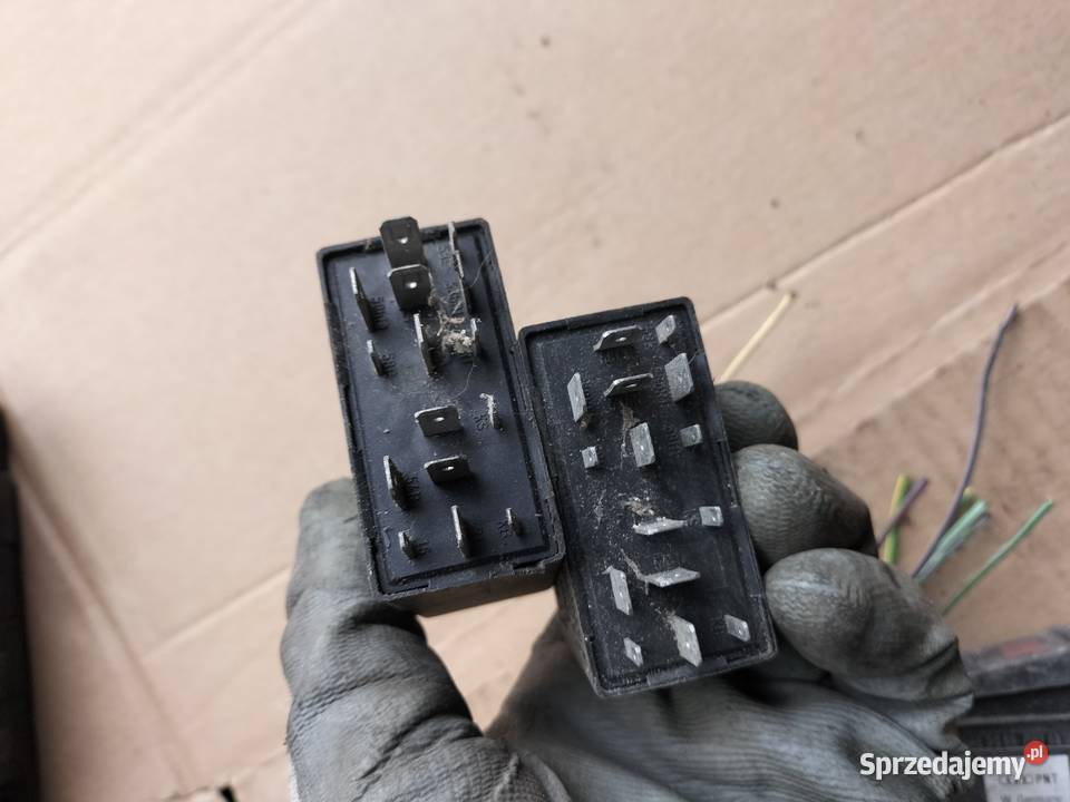 PRZEKAZNIK AUDI VW 301 4A0919471 HELLA Kamień-Kolonia sprzedam