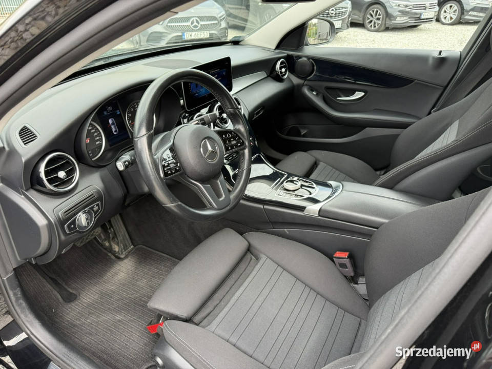 Mercedes C 180 FL 15 16V Turbo 156 salon