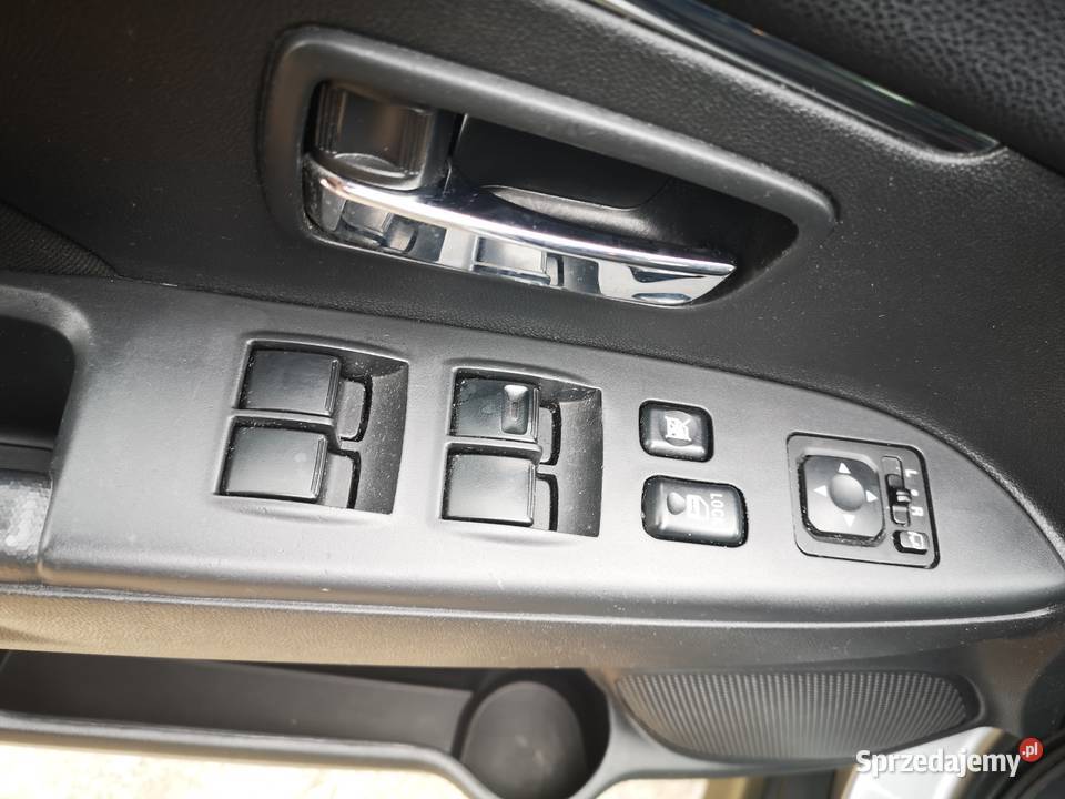 Mitsubishi ASX 22 DID 4WD bezwypadkowy automat nieuszkodzony Warszawa
