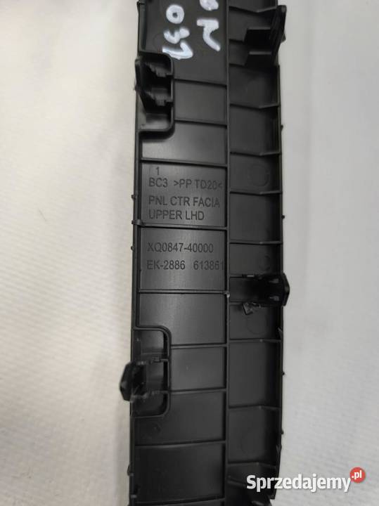 LISTWA ZAŚLEPKA NAWIGACJI HYUNDAI BAYON osobowe