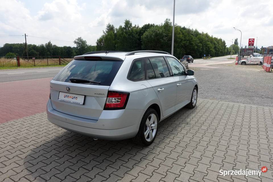 SKODA FABIA 12TSI 90 LED KSERWISOWA BEZWYPADKOWA lakier metallic Buczkowice