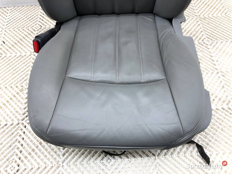 FOTEL LEWY PRZÓD CHRYSLER 300C SedanLimuzyna sprzedam