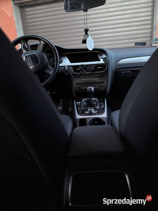 Audi A4B8 Avant 20TDI 2009r CAGA