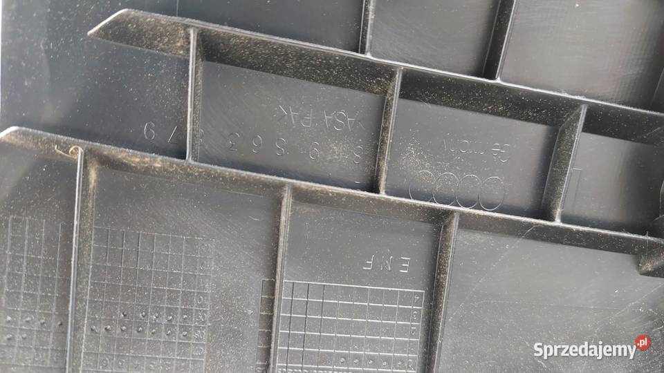 8K9863879 Boczek bagażnika Audi A4 B8 osobowe Sępólno Krajeńskie