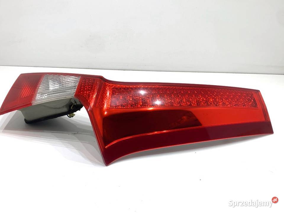 LAMPA TYŁ PRAWA WEWNĘTRZNA VOLVO V70 III Kombi