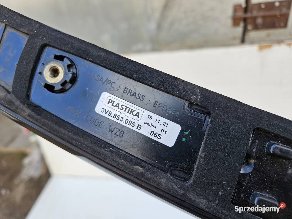 SKODA SUPERB III 3 3V9 KOMBI LISTWA KLAPY Międzychód