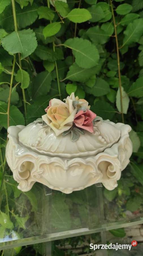 SZKATUŁA PORCELANOWA KARL ENS VOLKSTEDT RÓŻE Pabianice