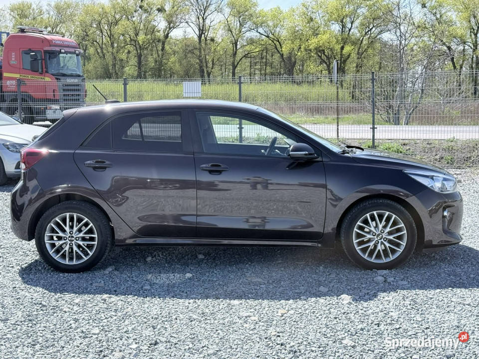 Kia Rio 14 16V MPI blue 100 2017r XL 89 aluminiowe felgi