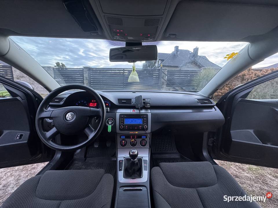 Passat B6 2005 20FSI Sprzedam gniazdo AUX Urszulin