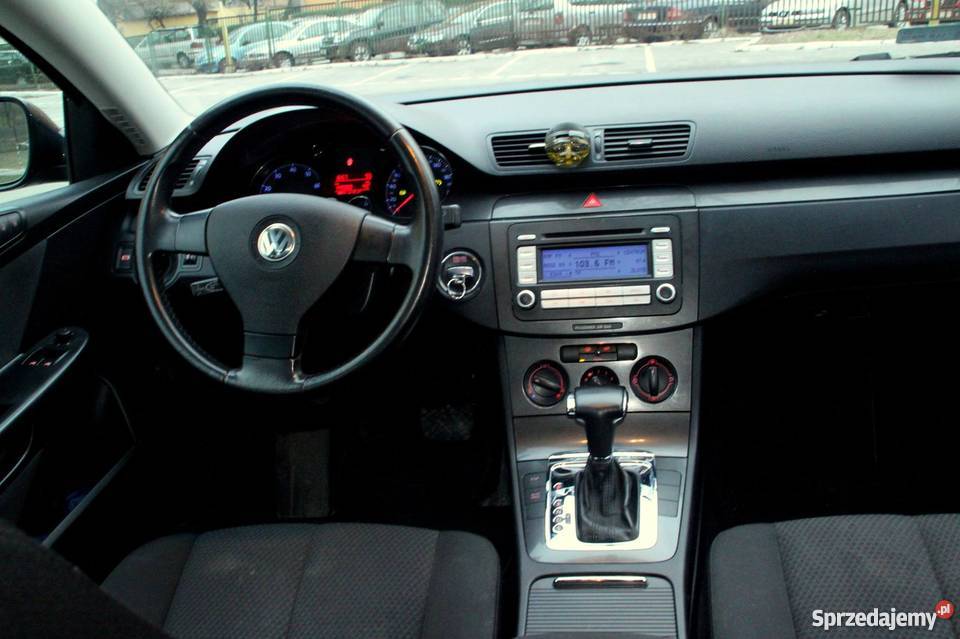 Volkswagen Passat 2006 sedan b6 światła przeciwmgłowe Lublin