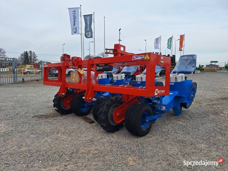 Sadzarka do warzyw Ferrari FMAX na