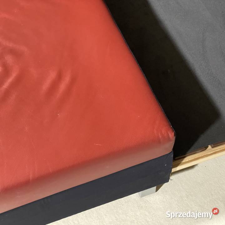 Czerwona skórzana sofa dwuosobowa z funkcją zachodniopomorskie Gryfice sprzedam