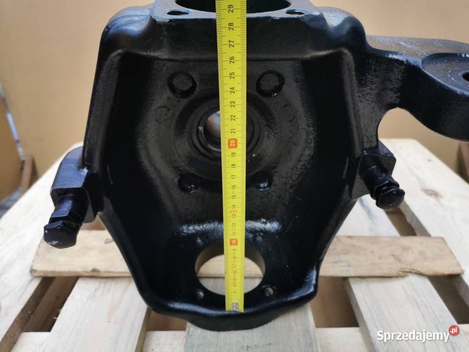 Zwrotnica lewy tył Cat TH 220B Carraro Wilkowo