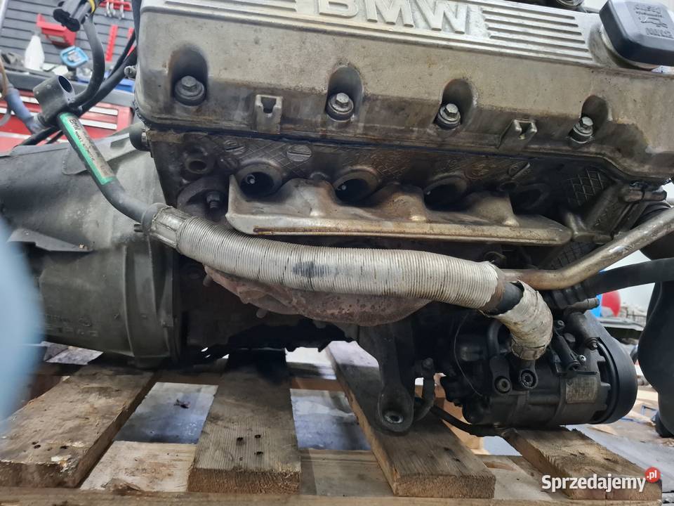 Silnik m43b19 skrzynia 5b Bronów
