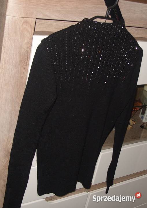 Prążkowany półgolf CCGPERFECT z cyrkoniami