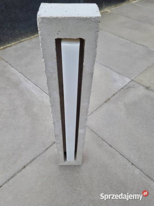 Lampa betonowa LED zewnętrzna 50 20