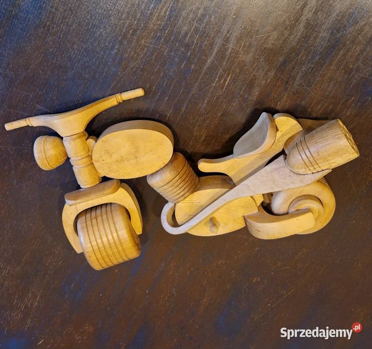 Drewniany Motorzabawkarzeźba lata 90 tevintage Lublin