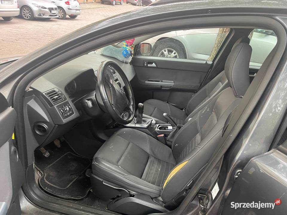 VOLVO V50 produkcji 2007 poj 1997 SYNDYK SPRZEDA uszkodzony Opole sprzedam