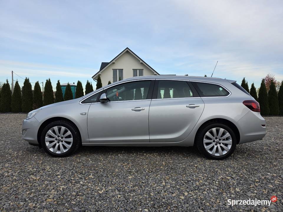 Opel Astra14 16V 140 COSMO RATY GWARANCJA ASR (kontrola trakcji) Buk