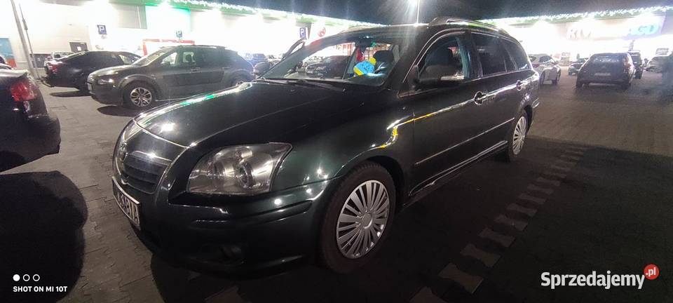 Avensis 2006r 2000cm3 Police