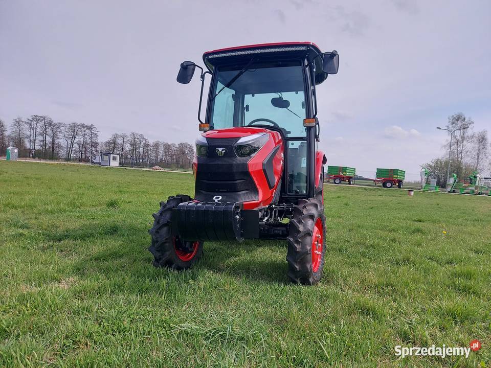 Ciągnik sadowniczy TYM F50 Dostępny ręki Sienno