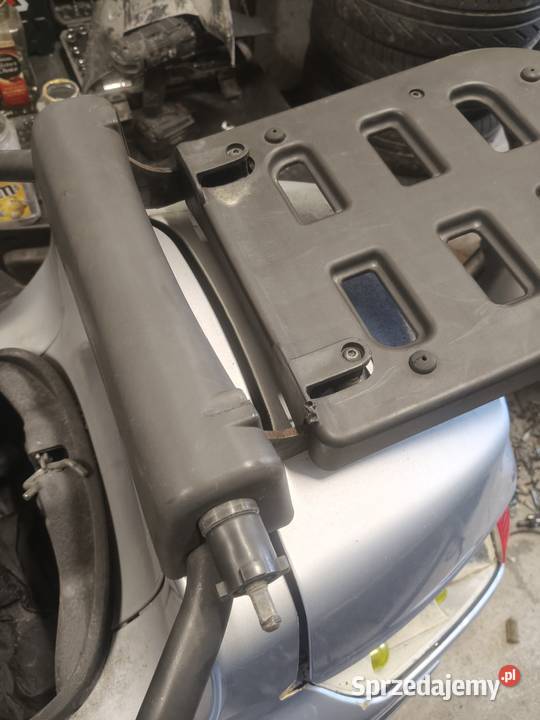 Piaggio x8 Xevo stelaż kufra centralnego