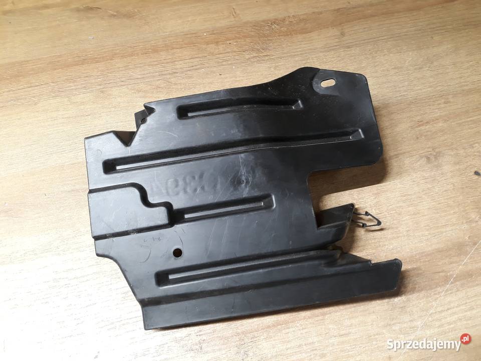FORD KUGA MK1 OSŁONA PODWOZIA LEWA 8V4111779AC