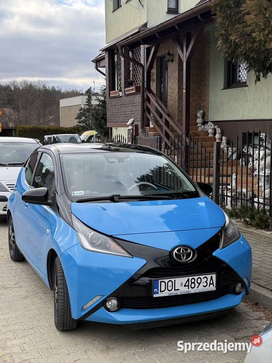 Toyota aygo 2015 climatronic dotykowy ekran Oleśnica