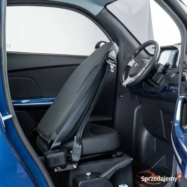 skuter elektryczny zabudowany z dachem MICRO CAR Tarnów