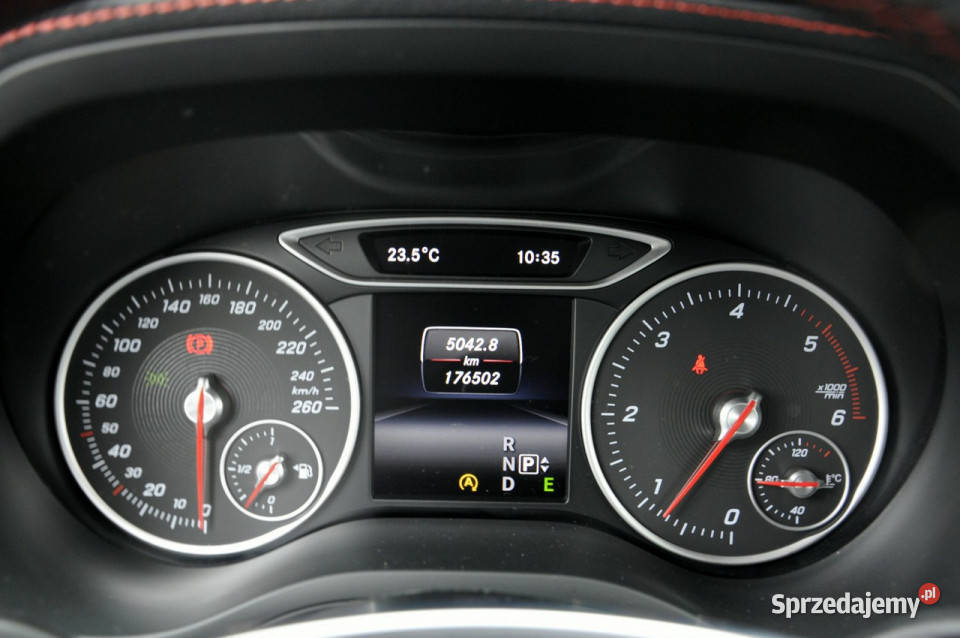 Mercedes B 220 22CDi 170 światła do jazdy dziennej Węgrów