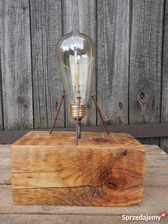 Lampa GWÓŹDŹ ręcznie wykonana ze starej belki