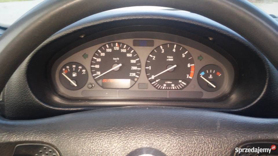 BMW e36 18 sedan benzyna Gołdap