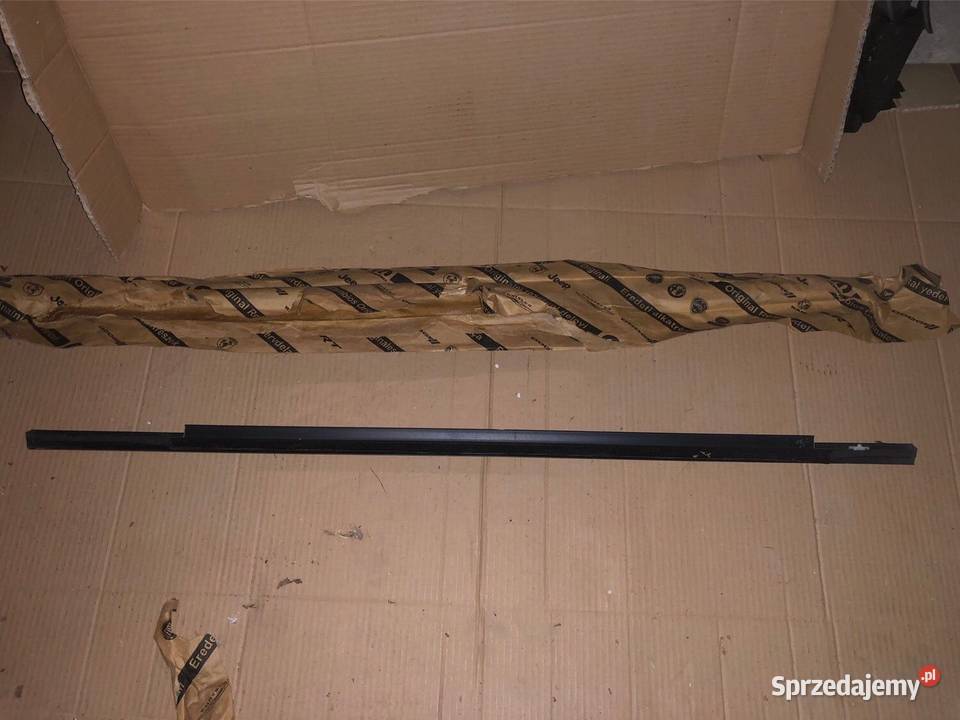 Jeep Cherokee listwa zgarniająca drzwi tył osobowe śląskie