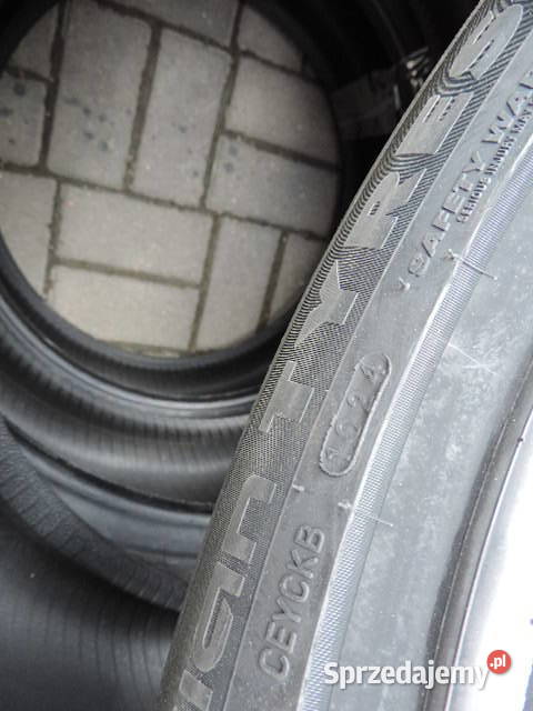 Opony 22545ZR18 Nokian Przeworsk