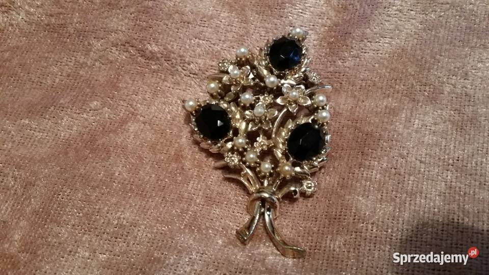 Stara angielska broszk wiązanka perłowoczarna Ochojno