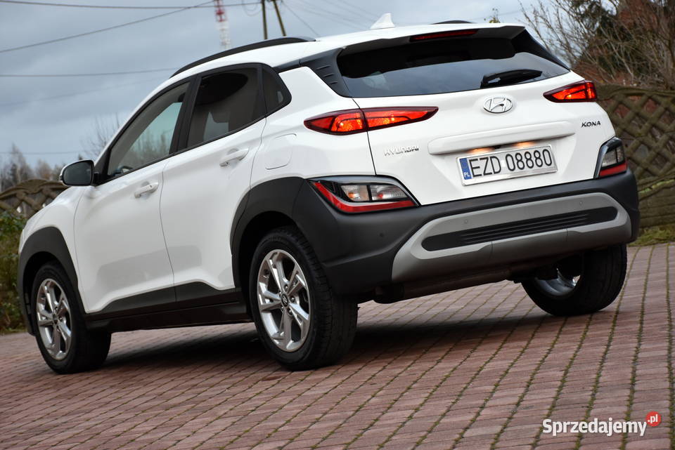 Hyundai Kona Lift SELECT Plus TURBO 120 30930 Zarejestrowany w Polsce Zduńska Wola sprzedam