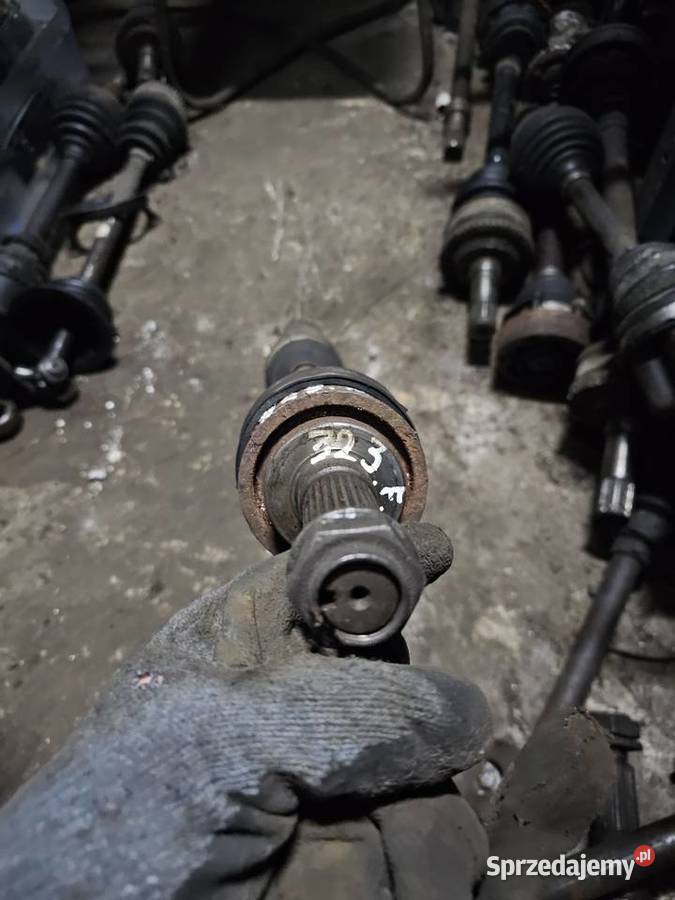 Półoś mazda 323f krótka lewa półosie