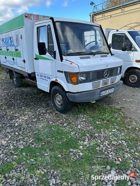 Mercedes Sprinter 308D CHŁODNIA diesel Samochody dostawcze Biecz