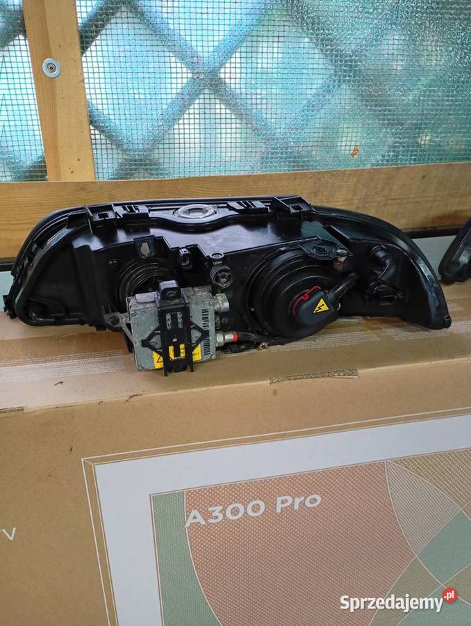 BMW E39 lampy Xenon Hella kompletne benzyna świętokrzyskie Kielce