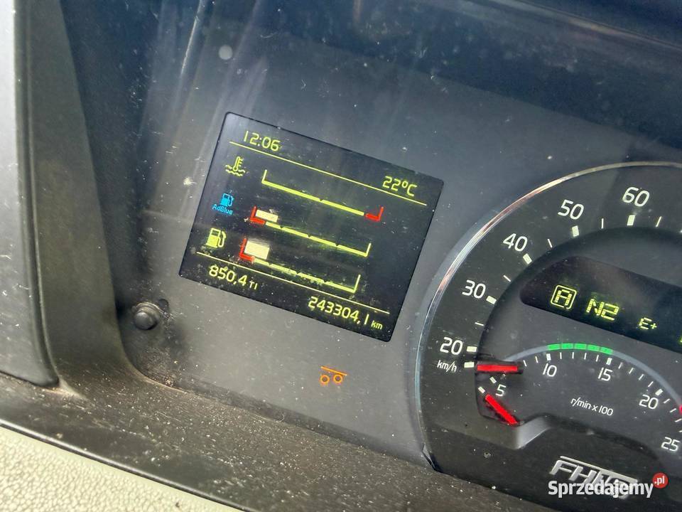 Auto do przewozu bydła żywca zwierząt Volvo FH16 dolnośląskie sprzedam