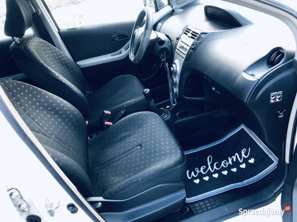 Toyota Yaris II 10VVTi 69 Biały akrylowy Rok produkcji 2007 Przeworsk sprzedam