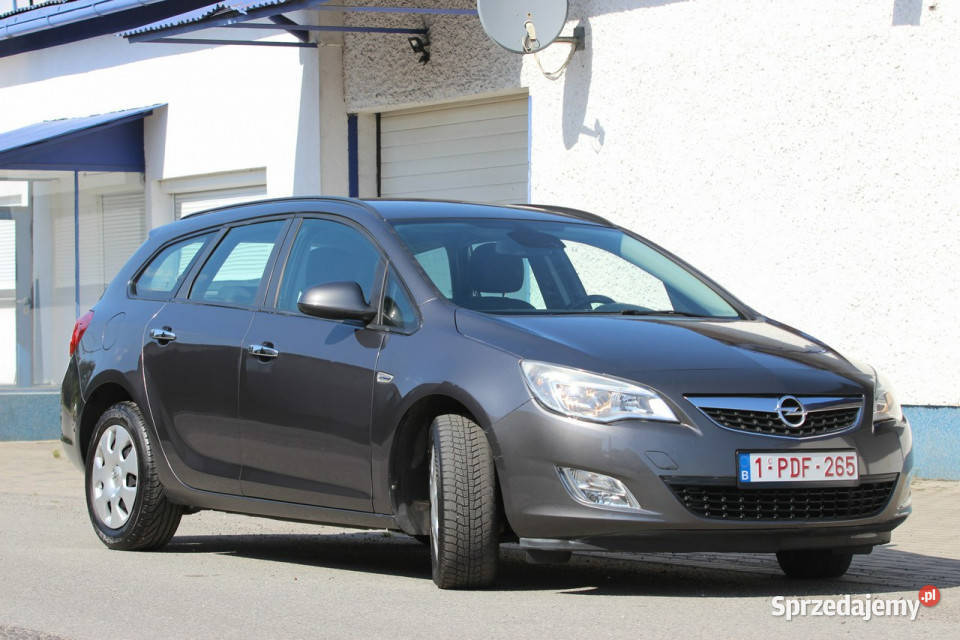 Opel Astra 2011r 17 diesel CHIP 150 kombi 4/5 Nysa