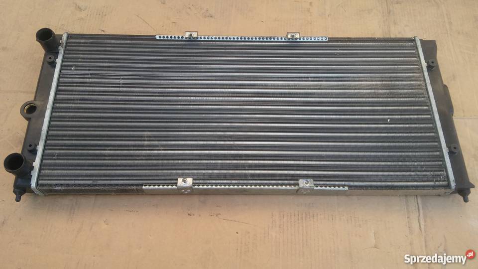 Chłodnica VOLKSWAGEN PASSAT SANTANA Układ chłodzenia Buków