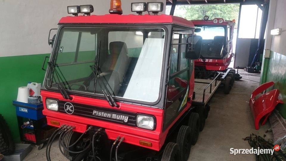 Ratrak do tras biegowych Pistenbully 130 Wałbrzych